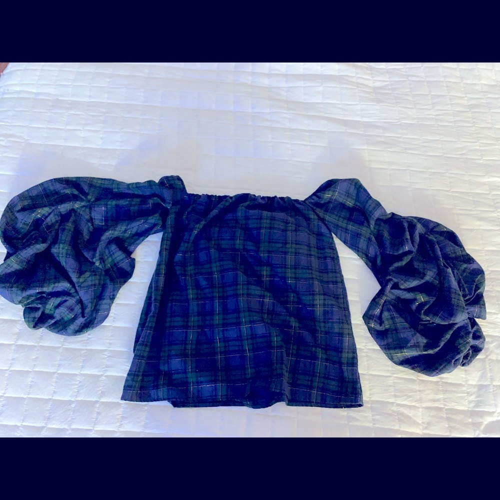 Greysn plaid top